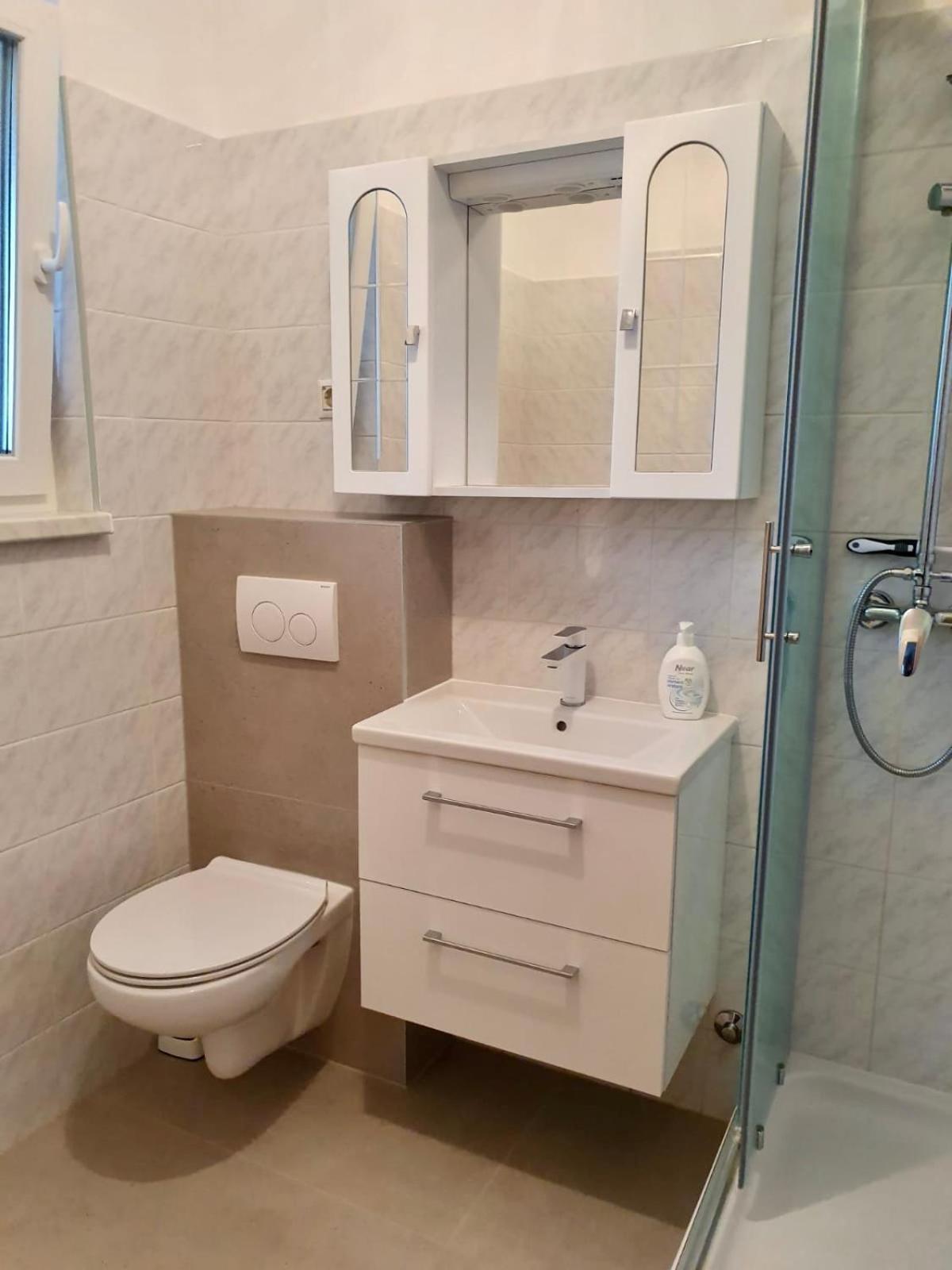 Guesthouse Pejo Porec Esterno foto